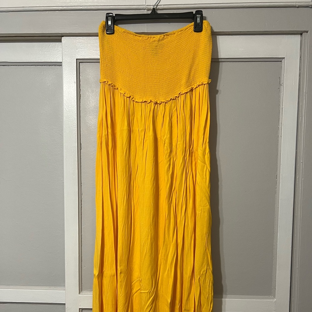 Tube yellow maxi dress